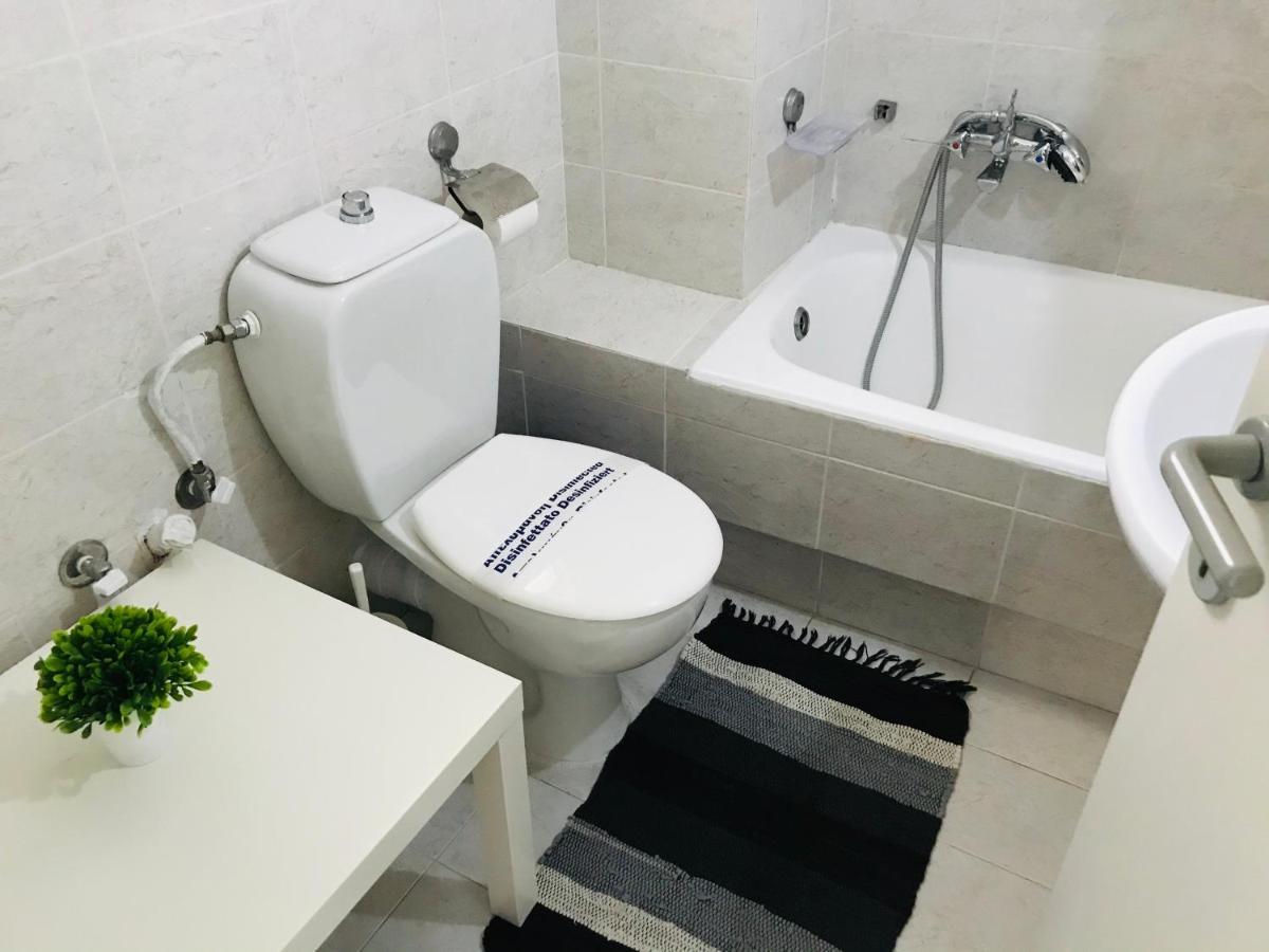 Korona Beach Apartments I Rethymno Esterno foto