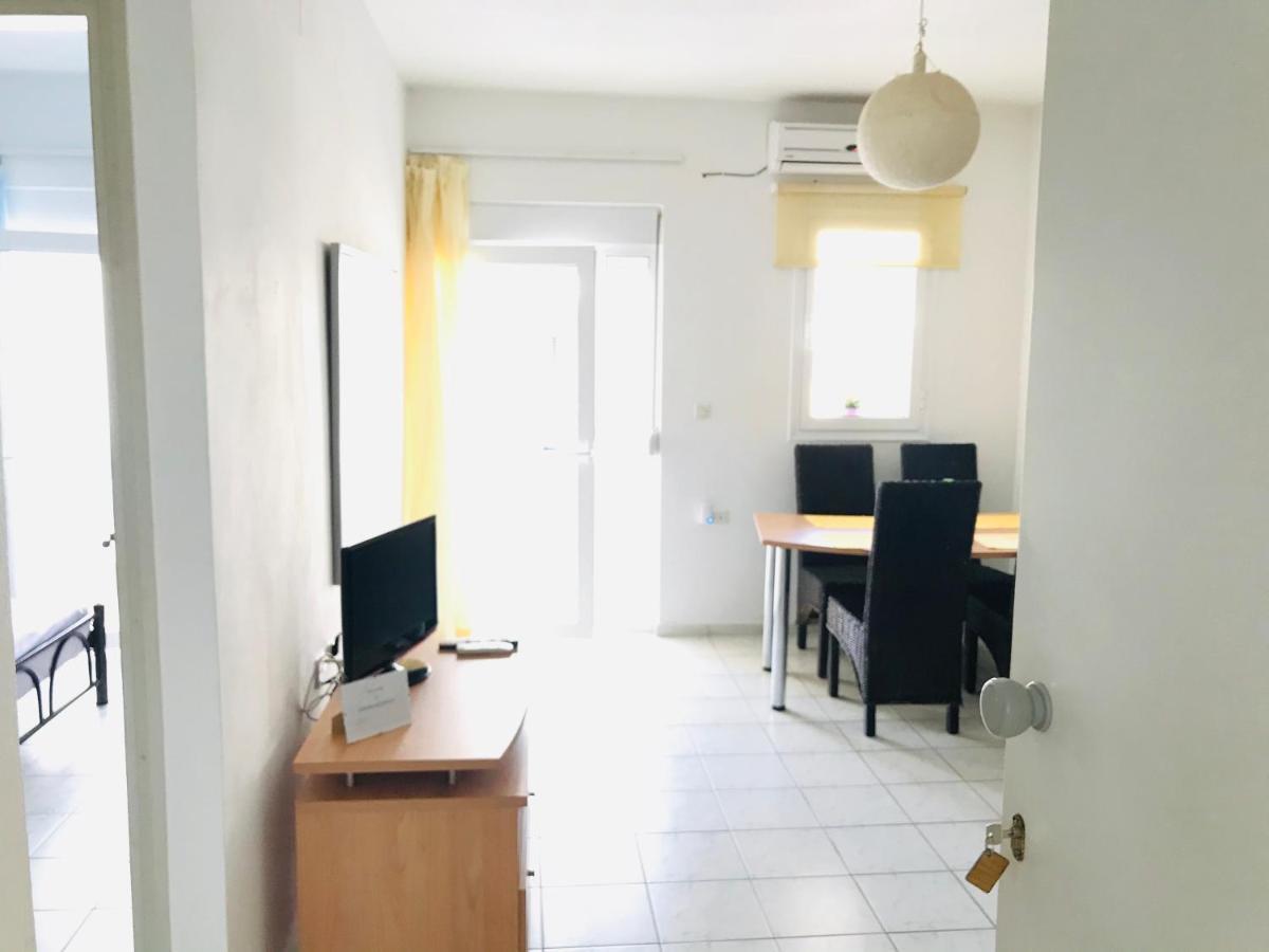 Korona Beach Apartments I Rethymno Esterno foto