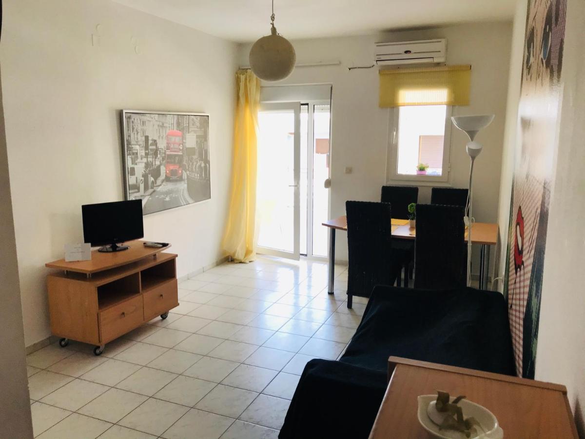 Korona Beach Apartments I Rethymno Esterno foto