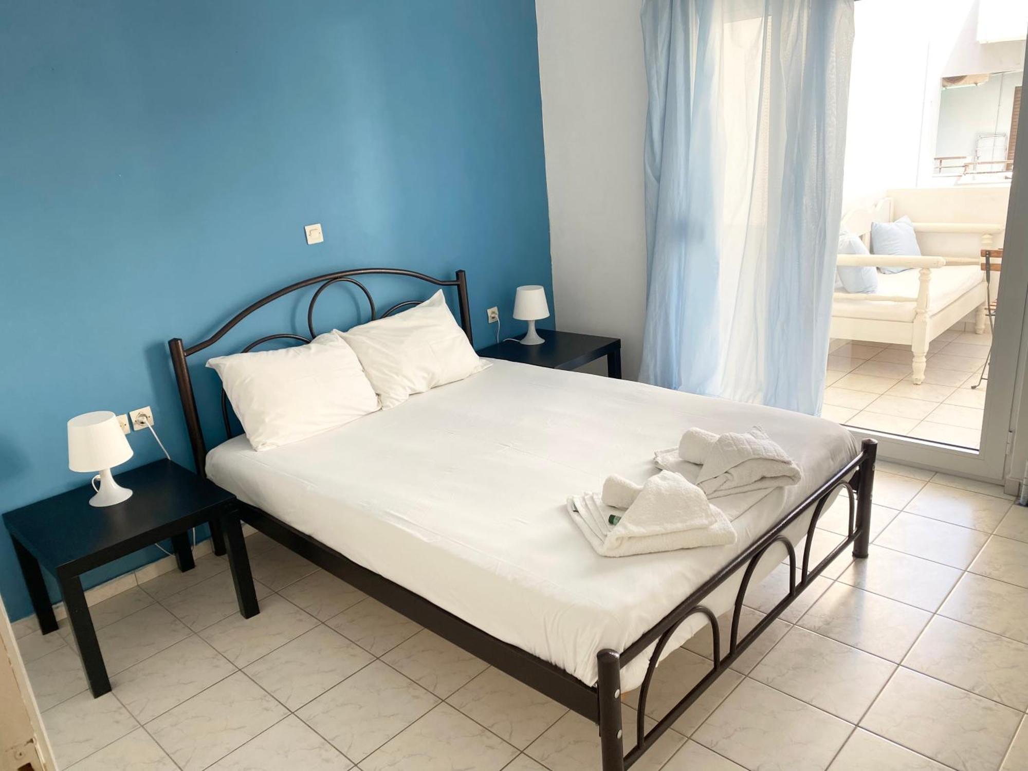 Korona Beach Apartments I Rethymno Esterno foto