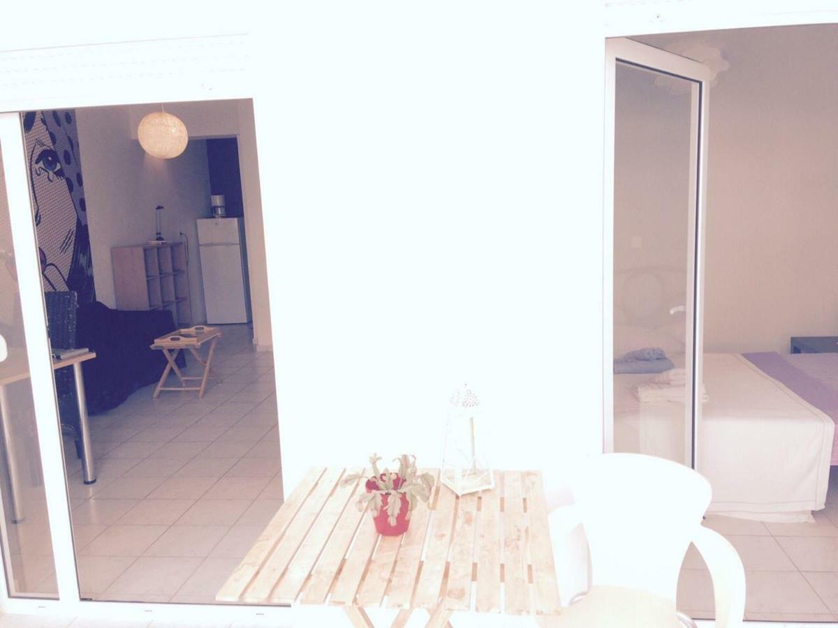 Korona Beach Apartments I Rethymno Esterno foto